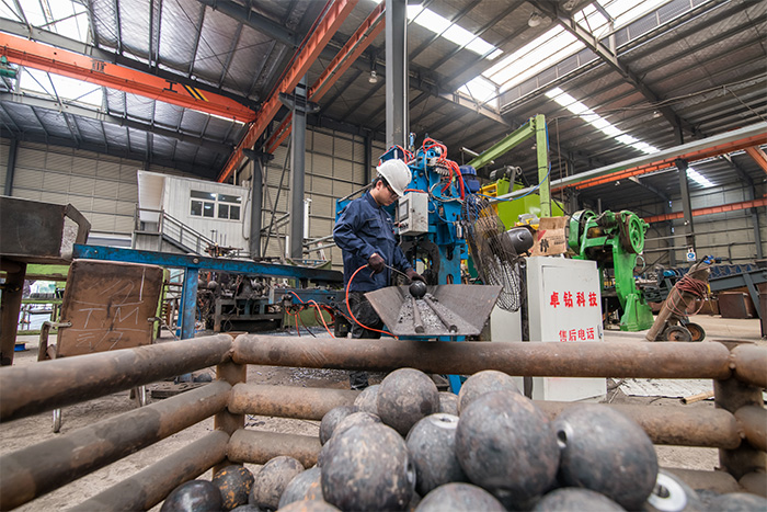 松江网架配件-螺栓球加工车间